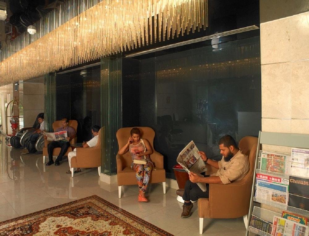 Phoenicia Grand Hotel Dubaj Exteriér fotografie